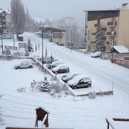 Hôtel les Flocons Le Sauze Exterior foto